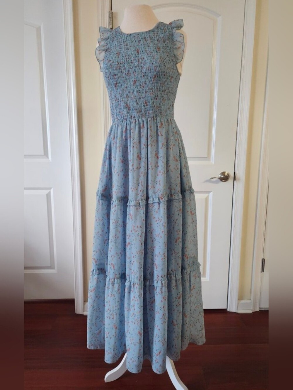 MELLODAY Light Blue Floral Smocked Maxi Dress
